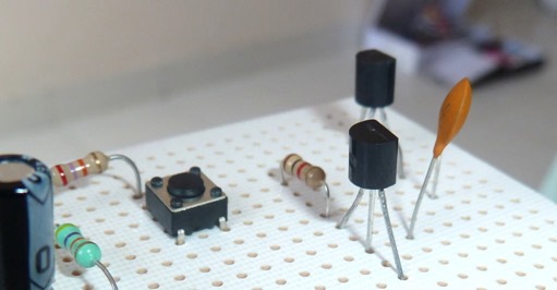 
          Биполярные транзисторы: схемы, режимы, моделирование
 

