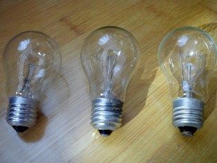 
          Как выбрать качественную лампу накаливания