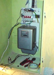
          Квартирные электрощитки - назначение, виды, состав и комплектация
