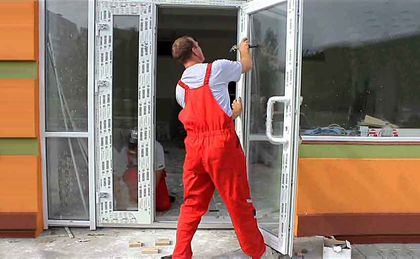 Как снять пластиковую дверь с петель: порядок и правила выполнения демонтажа